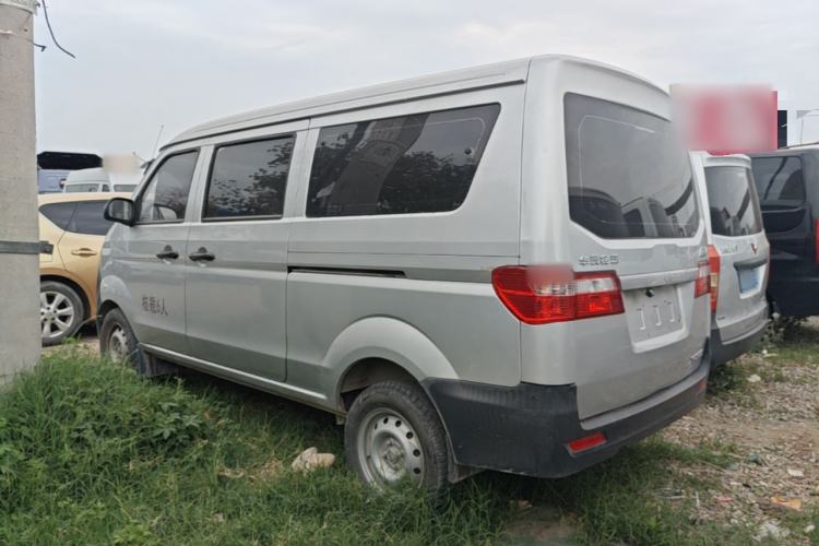 Used Jinbei Hiace X30 2023 1.5L Super-Comfortable Passenger Van 5/6/7-Seater Non-Air-Conditioned Version Model SWC15M Exterior 2