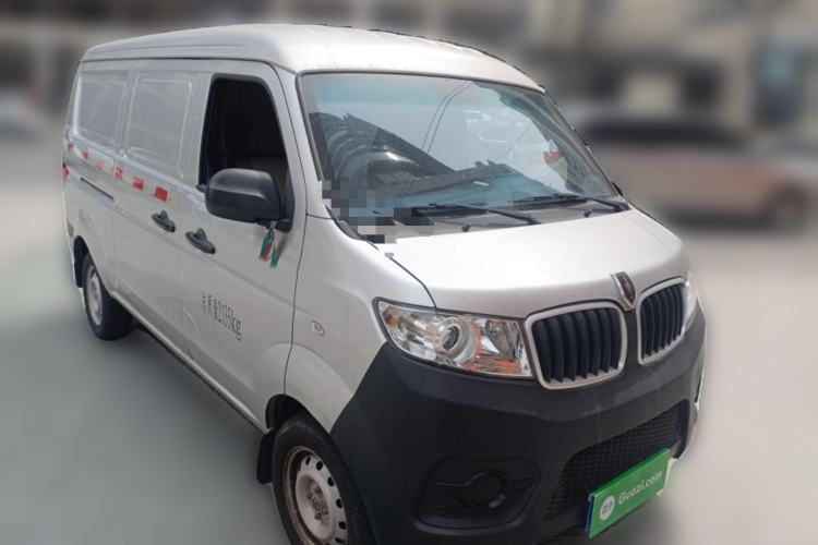 Used Jinbei Hiace X30 2023 1.5L Super-Enjoyment Van 2/5 Seats Non-Air-Conditioned Version SWC15M Exterior 2