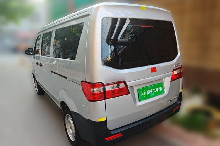 Used Jinbei Hiace X30 2023 1.5L Super-Comfortable Passenger Van 5/6/7-Seater Non-Air-Conditioned Version Model SWC15M Exterior 3