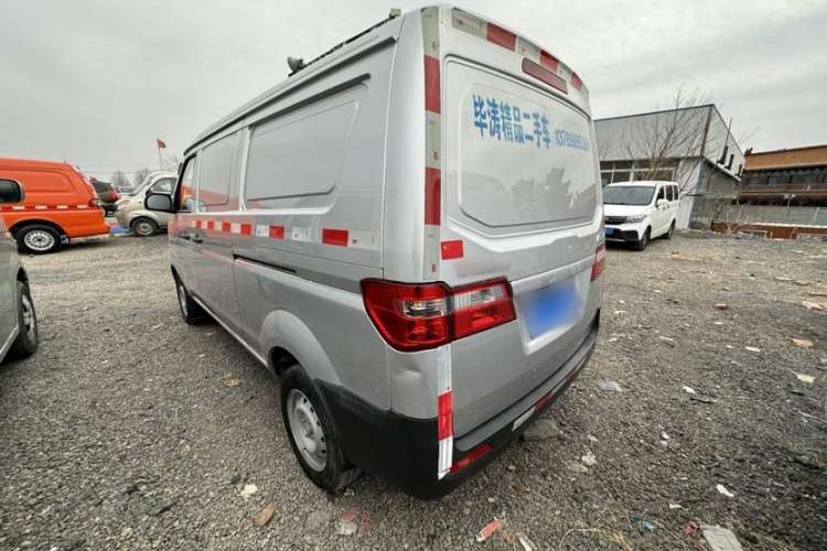 Used Jinbei Hiace X30 2023 1.5L Super-Enjoyment Van 2/5 Seats Non-Air-Conditioned Version SWC15M Exterior 3