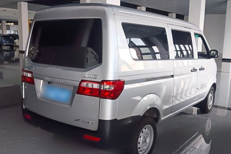 Used Jinbei Hiace X30 2023 1.5L Super-Comfortable Passenger Van 5/6/7-Seater Non-Air-Conditioned Version Model SWC15M Exterior 3