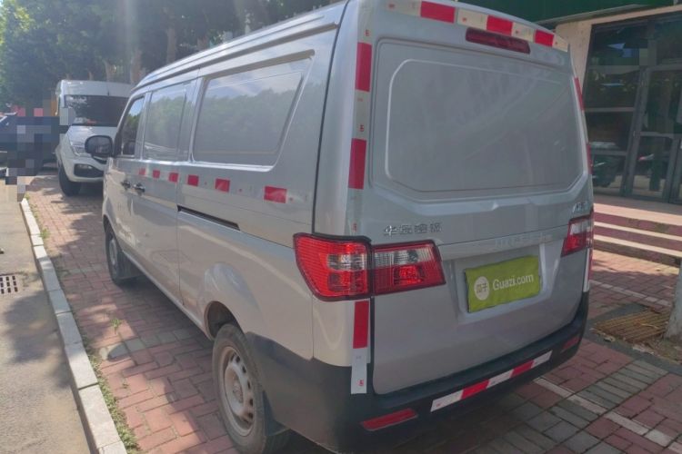 Used Jinbei Hiace X30 2023 1.5L Super-Enjoyment Van 2/5 Seats Non-Air-Conditioned Version SWC15M Exterior 3