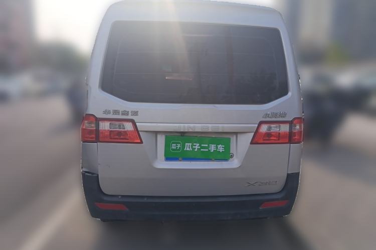 Used Jinbei Hiace X30 2023 1.5L Super-Comfortable Passenger Van 5/6/7-Seater Non-Air-Conditioned Version Model SWC15M Exterior 4