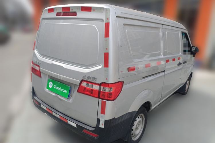 Used Jinbei Hiace X30 2023 1.5L Super-Enjoyment Van 2/5 Seats Non-Air-Conditioned Version SWC15M Exterior 5