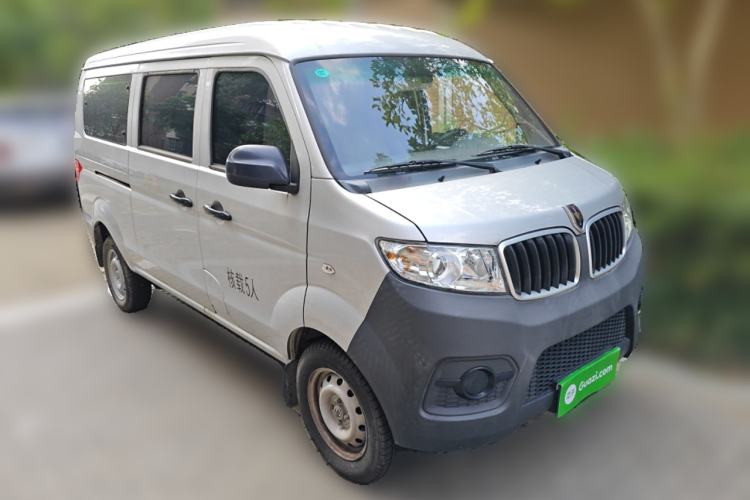 Used Jinbei Hiace X30 2023 1.5L Super-Comfortable Passenger Van 5/6/7-Seater Non-Air-Conditioned Version Model SWC15M Front Right 45 Deg