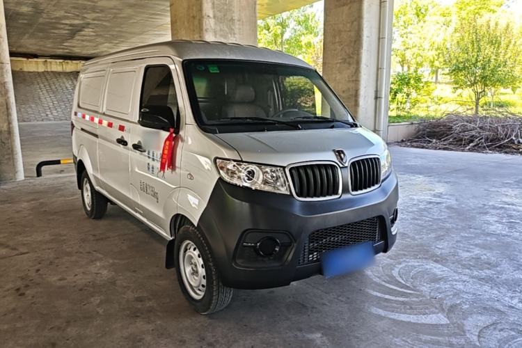 Used Jinbei Hiace X30 2023 1.5L Super-Enjoyment Van 2/5 Seats Non-Air-Conditioned Version SWC15M Front Right 45 Deg