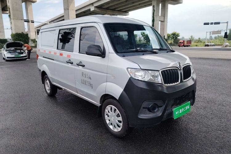 Used Jinbei Hiace X30 2023 1.5L Super-Enjoyment Van 2/5 Seats Non-Air-Conditioned Version SWC15M Front Right 45 Deg