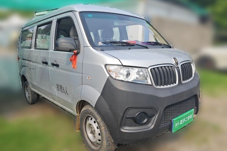 Used Jinbei Hiace X30 2023 1.5L Super-Comfortable Passenger Van 5/6/7-Seater Non-Air-Conditioned Version Model SWC15M Front Right 45 Deg