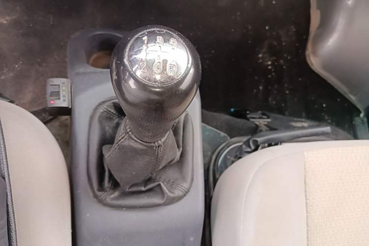 Used Jinbei Hiace X30 2023 1.5L Super-Enjoyment Van 2/5 Seats Non-Air-Conditioned Version SWC15M Gear Lever