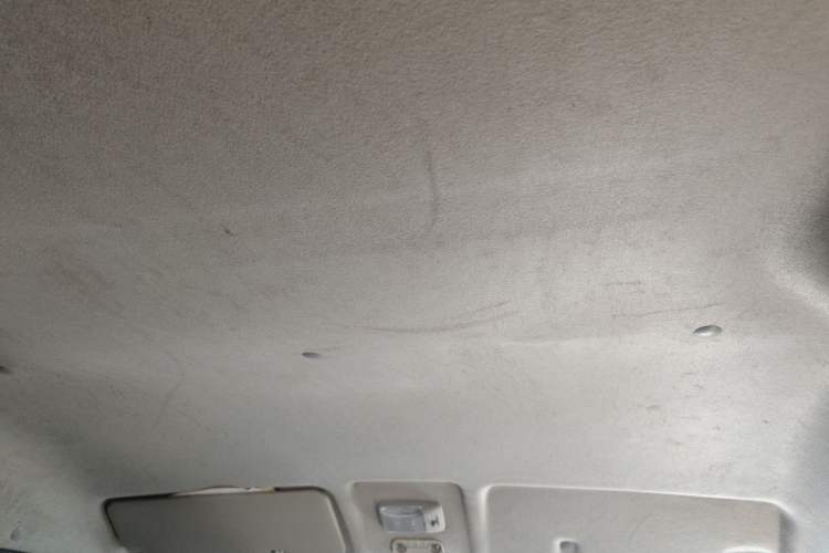 Used Jinbei Hiace X30 2023 1.5L Super-Comfortable Passenger Van 5/6/7-Seater Non-Air-Conditioned Version Model SWC15M Headliner
