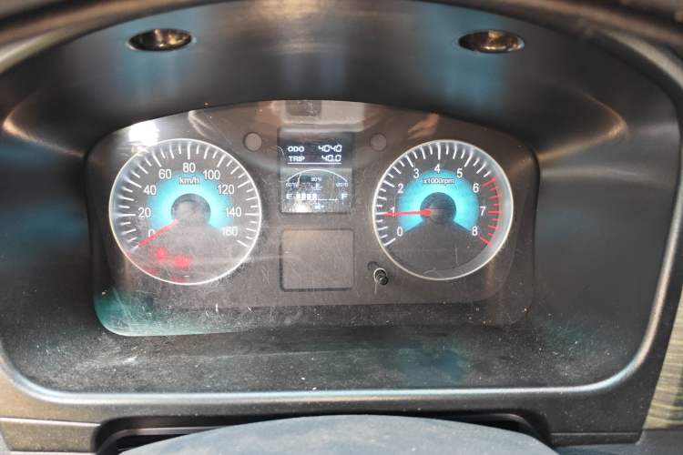 Used Jinbei Hiace X30 2023 1.5L Super-Comfortable Passenger Van 5/6/7-Seater Non-Air-Conditioned Version Model SWC15M Instrument Cluster