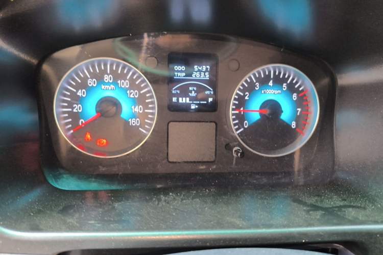 Used Jinbei Hiace X30 2023 1.5L Super-Comfortable Passenger Van 5/6/7-Seater Non-Air-Conditioned Version Model SWC15M Instrument Cluster