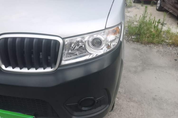 Used Jinbei Hiace X30 2023 1.5L Super-Enjoyment Van 2/5 Seats Non-Air-Conditioned Version SWC15M Left Front Headlight