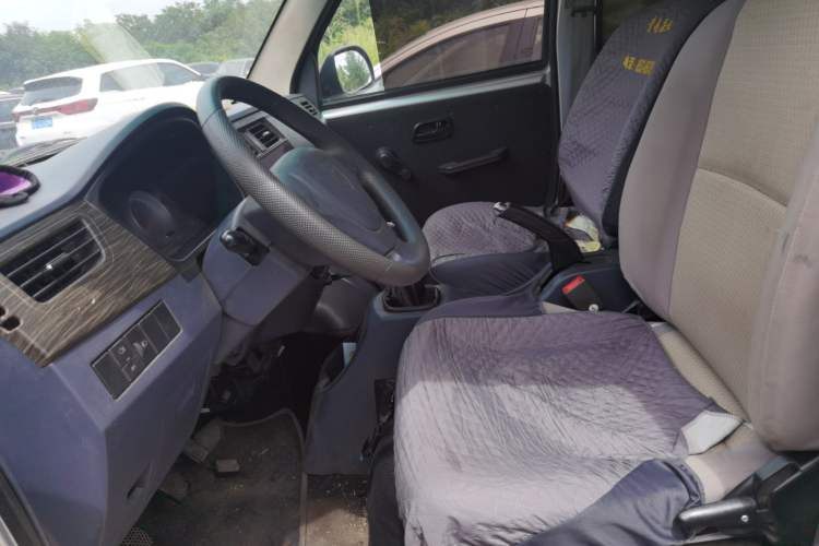 Used Jinbei Hiace X30 2023 1.5L Super-Enjoyment Van 2/5 Seats Non-Air-Conditioned Version SWC15M Left Front Seat
