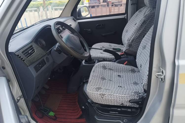Used Jinbei Hiace X30 2023 1.5L Super-Enjoyment Van 2/5 Seats Non-Air-Conditioned Version SWC15M Left Front Seat