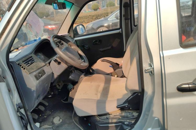 Used Jinbei Hiace X30 2023 1.5L Super-Comfortable Passenger Van 5/6/7-Seater Non-Air-Conditioned Version Model SWC15M Left Front Seat
