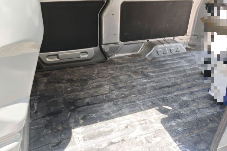 Used Jinbei Hiace X30 2023 1.5L Super-Enjoyment Van 2/5 Seats Non-Air-Conditioned Version SWC15M Left Rear Seat