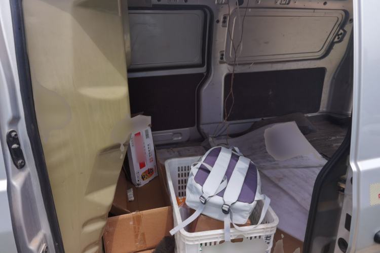 Used Jinbei Hiace X30 2023 1.5L Super-Enjoyment Van 2/5 Seats Non-Air-Conditioned Version SWC15M Left Rear Seat