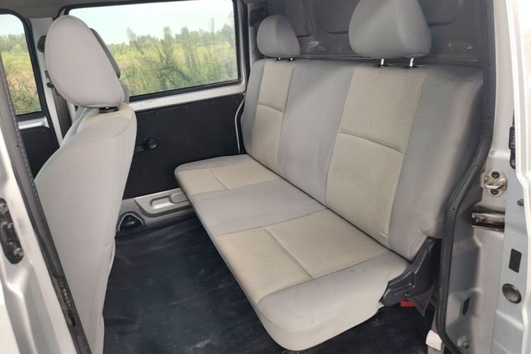 Used Jinbei Hiace X30 2023 1.5L Super-Enjoyment Van 2/5 Seats Non-Air-Conditioned Version SWC15M Left Rear Seat
