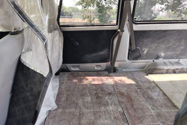 Used Jinbei Hiace X30  Left Rear Seat