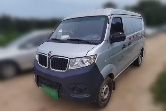 Used Jinbei Hiace X30 2023 1.5L Super-Enjoyment Van 2/5 Seats Non-Air-Conditioned Version SWC15M