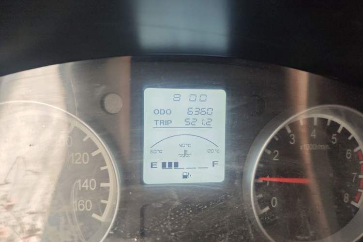 Used Jinbei Hiace X30 2023 1.5L Super-Enjoyment Van 2/5 Seats Non-Air-Conditioned Version SWC15M Odometer Close Up
