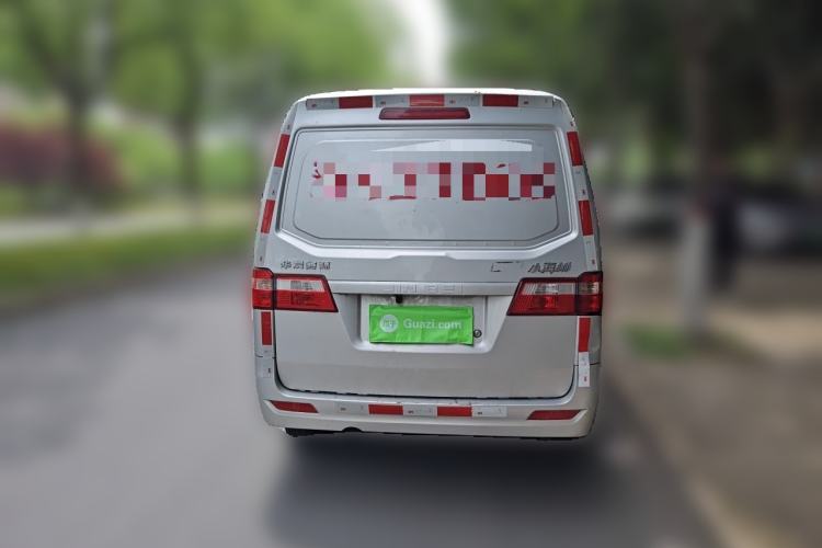 Used Jinbei Hiace X30 2023 1.5L Super-Enjoyment Van 2/5 Seats Non-Air-Conditioned Version SWC15M Rear