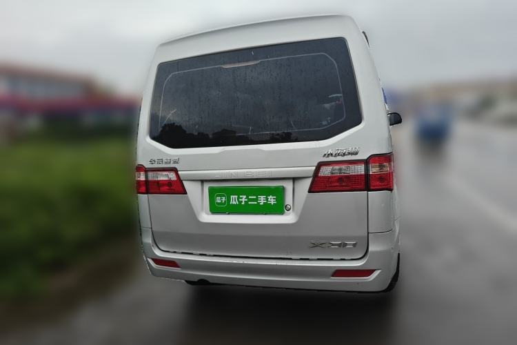 Used Jinbei Hiace X30 2023 1.5L Super-Comfortable Passenger Van 5/6/7-Seater Non-Air-Conditioned Version Model SWC15M Rear