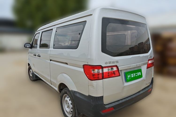 Used Jinbei Hiace X30 2023 1.5L Wealthy-Style Passenger Van 5/6/7-Seater Non-Air-Conditioned Version SWC15M Rear Left 45 Deg