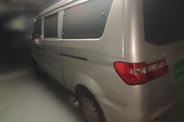 Used Jinbei Hiace X30 2023 1.5L Super-Comfortable Passenger Van 5/6/7-Seater Non-Air-Conditioned Version Model SWC15M Rear Left 45 Deg
