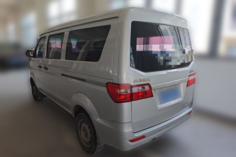 Used Jinbei Hiace X30 2023 1.5L Super-Comfortable Passenger Van 5/6/7-Seater Non-Air-Conditioned Version Model SWC15M Rear Left 45 Deg