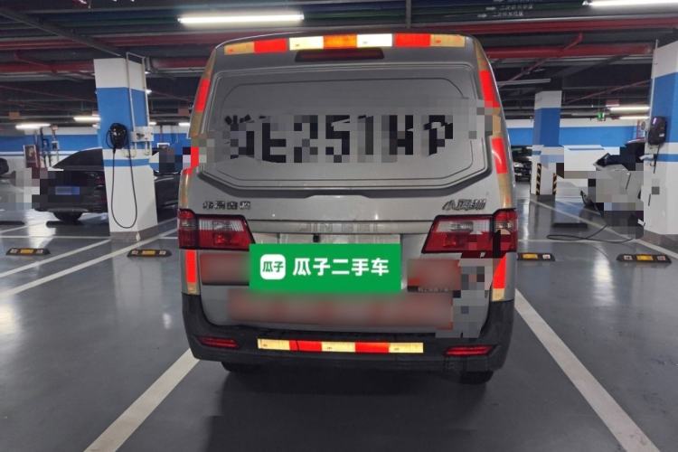 Used Jinbei Hiace X30 2023 1.5L Super-Enjoyment Van 2/5 Seats Non-Air-Conditioned Version SWC15M Rear