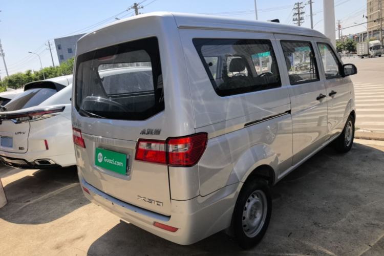 Used Jinbei Hiace X30 2023 1.5L Super-Comfortable Passenger Van 5/6/7-Seater Non-Air-Conditioned Version Model SWC15M Rear Right 45 Deg
