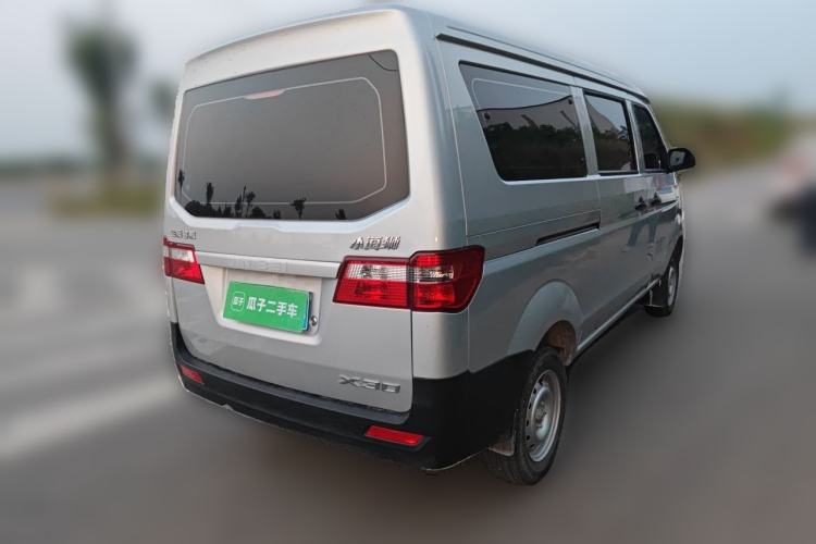 Used Jinbei Hiace X30 2023 1.5L Super-Comfortable Passenger Van 5/6/7-Seater Non-Air-Conditioned Version Model SWC15M Rear Right 45 Deg