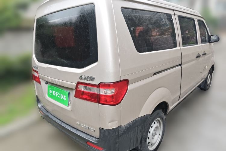 Used Jinbei Hiace X30 2023 1.5L Super-Comfortable Passenger Van 5/6/7-Seater Non-Air-Conditioned Version Model SWC15M Rear Right 45 Deg