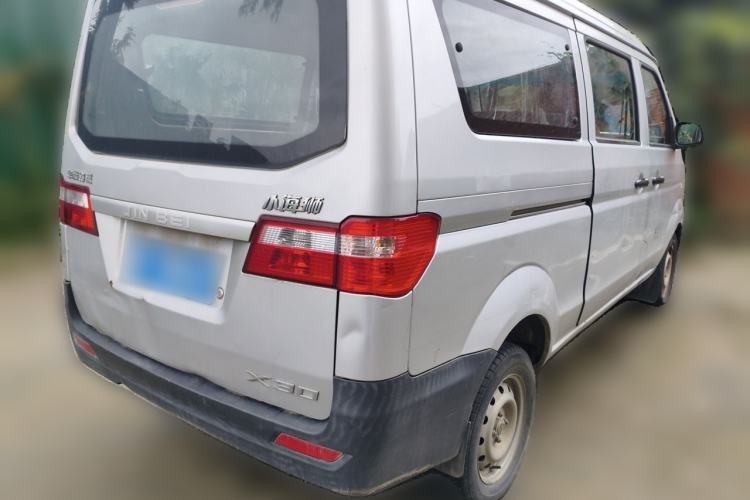 Used Jinbei Hiace X30 2023 1.5L Super-Comfortable Passenger Van 5/6/7-Seater Non-Air-Conditioned Version Model SWC15M Rear Right 45 Deg