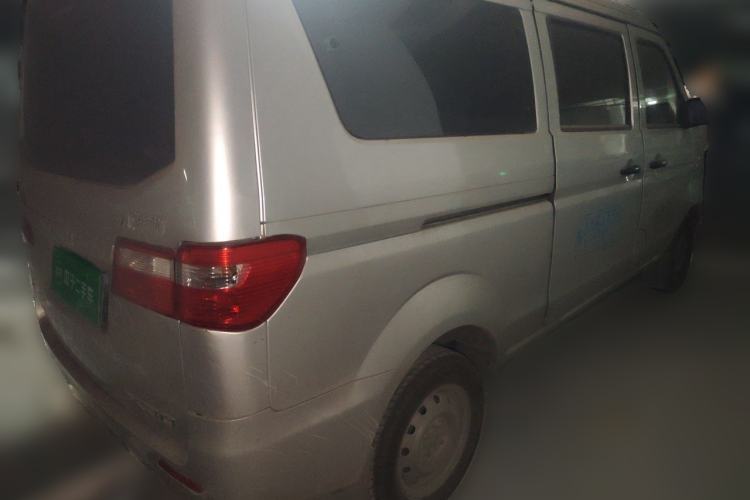 Used Jinbei Hiace X30 2023 1.5L Super-Comfortable Passenger Van 5/6/7-Seater Non-Air-Conditioned Version Model SWC15M Rear Right 45 Deg