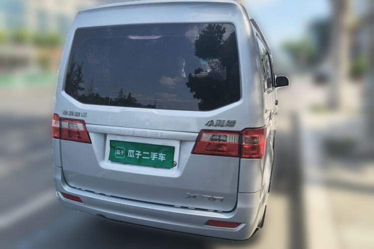 Used Jinbei Hiace X30 2023 1.5L Super-Comfortable Passenger Van 5/6/7-Seater Non-Air-Conditioned Version Model SWC15M Rear Right 45 Deg