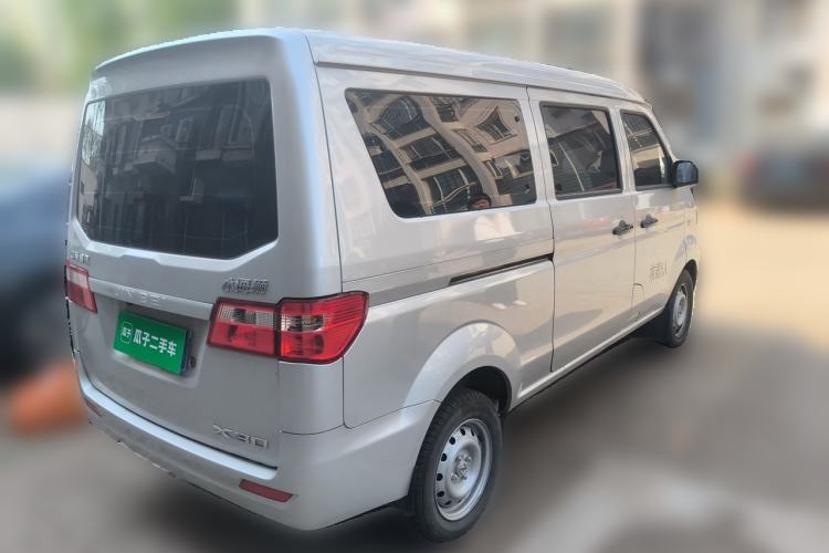 Used Jinbei Hiace X30 2023 1.5L Wealthy-Style Passenger Van 5/6/7-Seater Non-Air-Conditioned Version SWC15M Rear Right 45 Deg