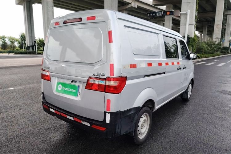 Used Jinbei Hiace X30 2023 1.5L Super-Enjoyment Van 2/5 Seats Non-Air-Conditioned Version SWC15M Rear Right 45 Deg