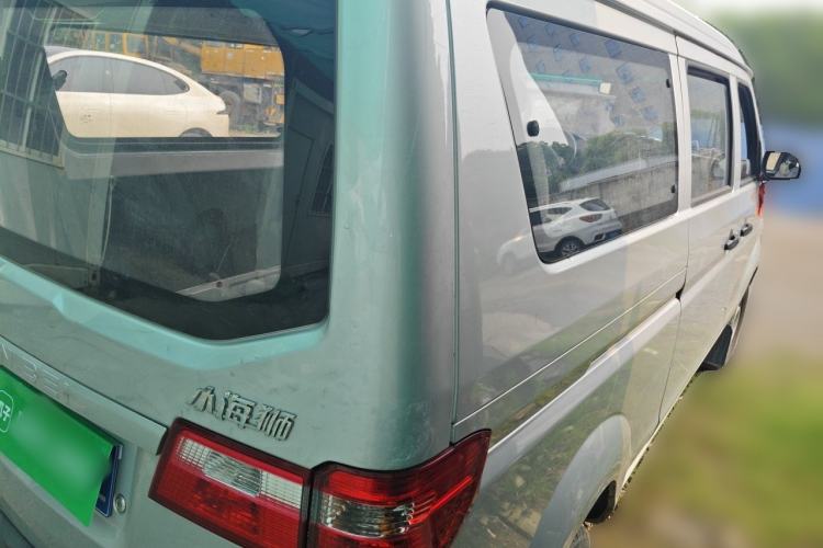 Used Jinbei Hiace X30 2023 1.5L Super-Comfortable Passenger Van 5/6/7-Seater Non-Air-Conditioned Version Model SWC15M Rear Right 45 Deg