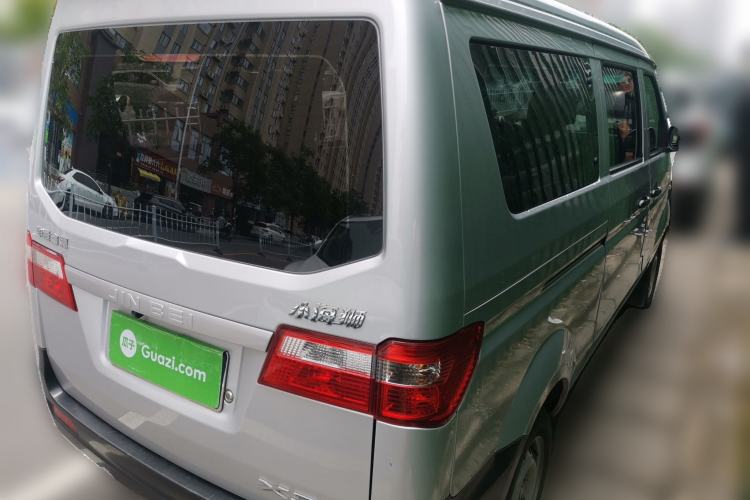 Used Jinbei Hiace X30 2023 1.5L Super-Comfortable Passenger Van 5/6/7-Seater Non-Air-Conditioned Version Model SWC15M Rear Right 45 Deg