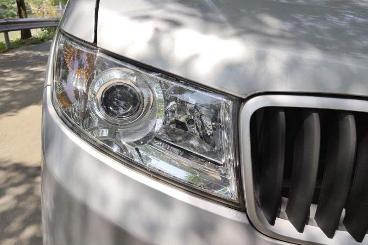 Used Jinbei Hiace X30  Right Front Headlight