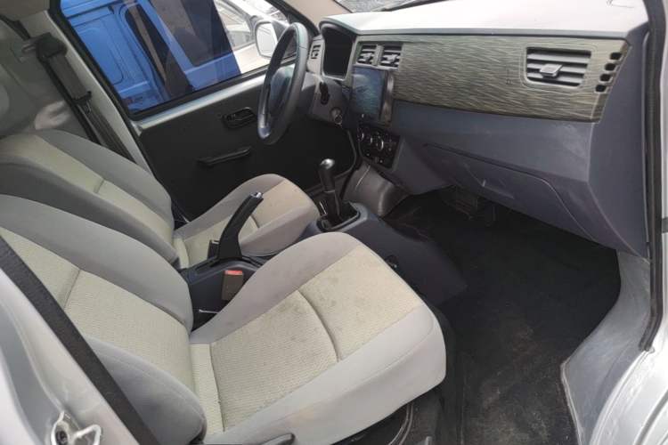 Used Jinbei Hiace X30 2023 1.5L Super-Enjoyment Van 2/5 Seats Non-Air-Conditioned Version SWC15M Right Front Seat