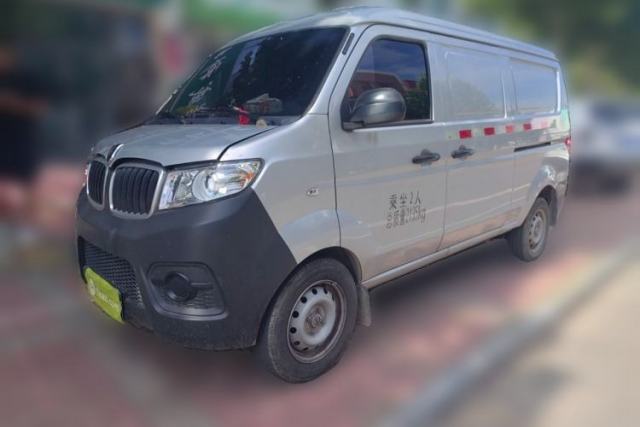 Used Jinbei Hiace X30 2023 1.5L Super-Enjoyment Van 2/5 Seats Non-Air-Conditioned Version SWC15M