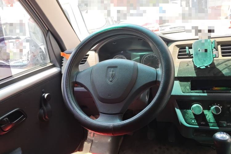 Used Jinbei Hiace X30 2023 1.5L Super-Enjoyment Van 2/5 Seats Non-Air-Conditioned Version SWC15M Steering Wheel