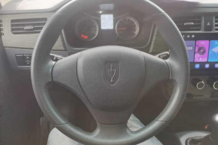 Used Jinbei Hiace X30 2023 1.5L Super-Enjoyment Van 2/5 Seats Non-Air-Conditioned Version SWC15M Steering Wheel