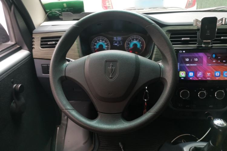 Used Jinbei Hiace X30 2023 1.5L Super-Comfortable Passenger Van 5/6/7-Seater Non-Air-Conditioned Version Model SWC15M Steering Wheel
