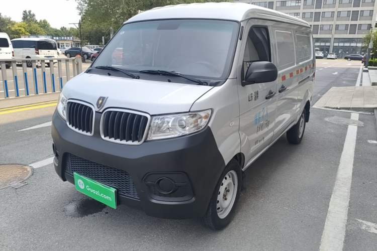 Used Jinbei Hiace X30 2023 1.5L Super-Enjoyment Van 2/5 Seats Non-Air-Conditioned Version SWC15M Guazi used car, China used car export, Used car for sale, Used cars, Cheapest cars for sale