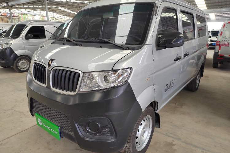 Used Jinbei Hiace X30 2023 1.5L Super-Comfortable Passenger Van 5/6/7-Seater Non-Air-Conditioned Version Model SWC15M Guazi used car, China used car export, Used car for sale, Used cars, Cheapest cars for sale